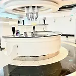 Luksusowy Z Widokiem, Basenem I Sauna Hanza Tower 19th Floor דירה