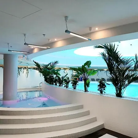 Luksusowy Z Widokiem, Basenem I Sauna Hanza Tower *