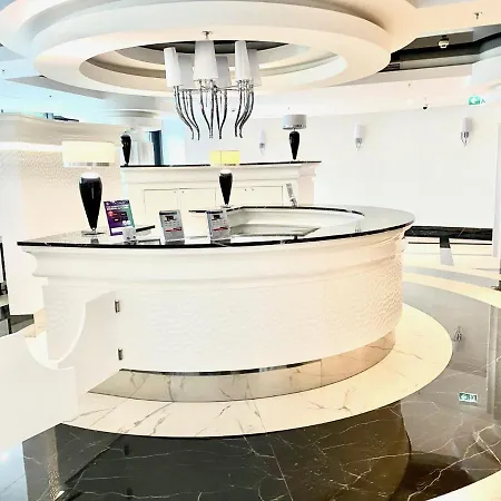 Luksusowy Z Widokiem, Basenem I Sauna Hanza Tower 19th Floor Διαμέρισμα
