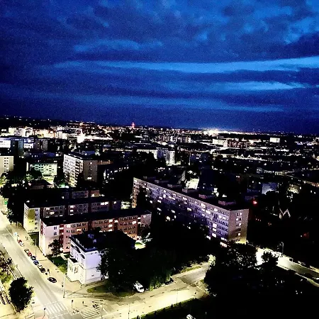 Luksusowy Z Widokiem, Basenem I Sauna Hanza Tower 19th Floor דירה *