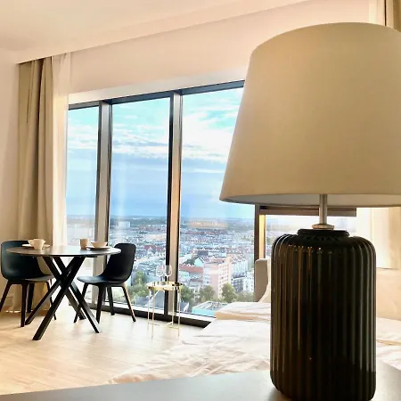 Luksusowy Z Widokiem, Basenem I Sauna Hanza Tower 19th Floor שצ'צ'ין