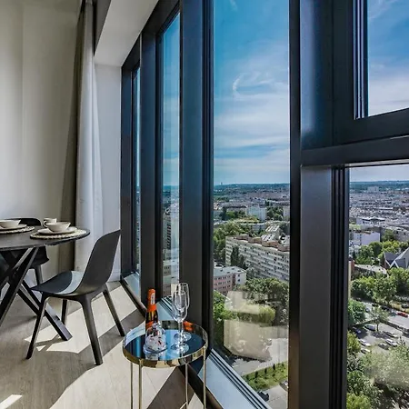 דירה Luksusowy Z Widokiem, Basenem I Sauna Hanza Tower 19th Floor שצ'צ'ין