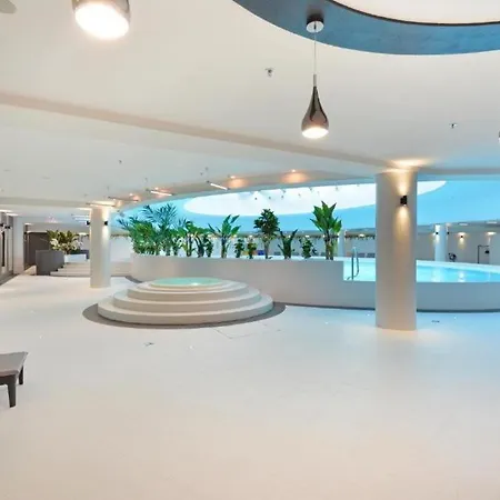 Luksusowy Z Widokiem, Basenem I Sauna Hanza Tower 19th Floor Διαμέρισμα Στσέτσιν