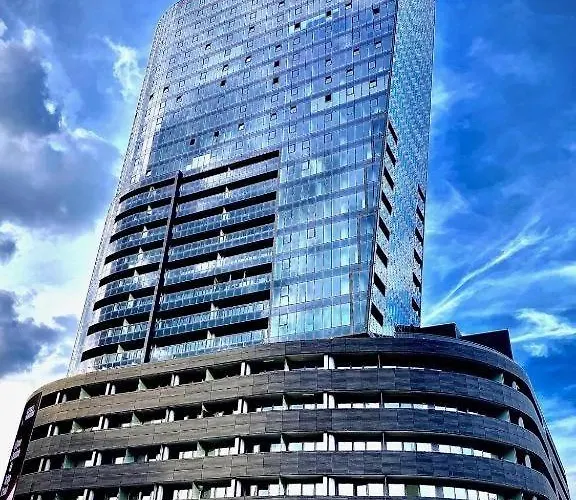 Luksusowy Z Widokiem, Basenem I Sauna Hanza Tower Apartment *